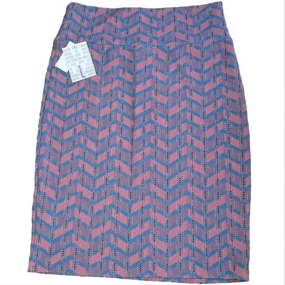 NWT Lularoe Cassie Pencil Skirt - Size Large - Picture 1 of 2